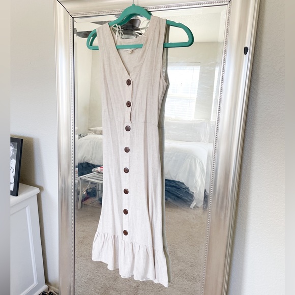 Monteau Dresses & Skirts - Monteau LA Dress